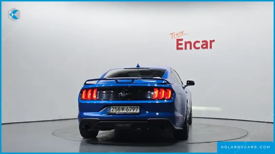 FORD MUSTANG COUPE