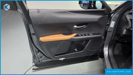 LEXUS UX 2.0 2WD