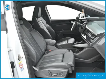 AUDI Q4 E-TRON 40 PREMIUM SPORTBACK