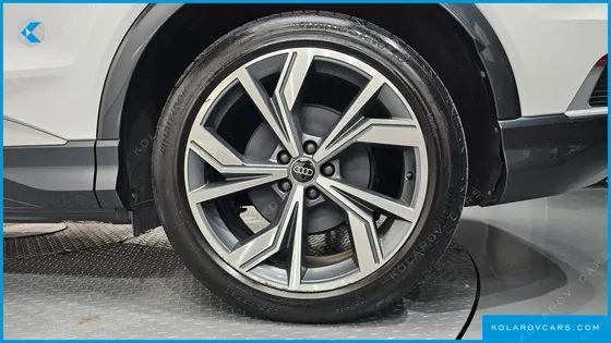 AUDI Q4 E-TRON 40 PREMIUM SPORTBACK