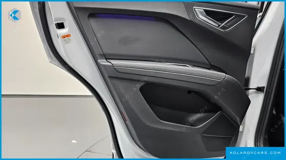 AUDI Q4 E-TRON 40 PREMIUM SPORTBACK