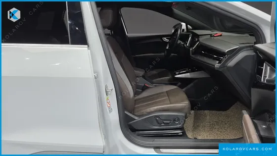 AUDI Q4 E-TRON 40 PREMIUM