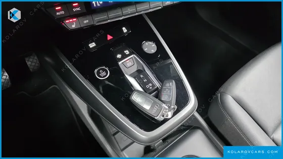 AUDI Q4 E-TRON 40 PREMIUM
