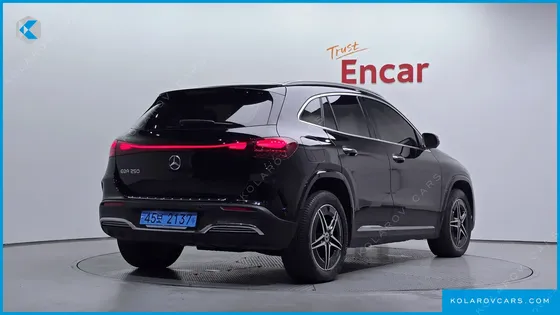 MERCEDES EQA EQA250 AMG LINE