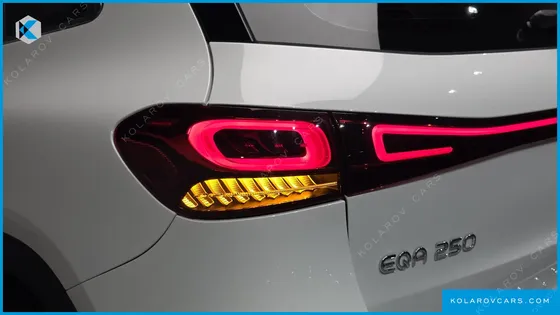MERCEDES EQA EQA250 AMG LINE