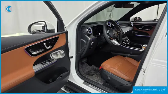 MERCEDES GLC-CLASS GLC300 4MATIC AVNATGARDE COUPE