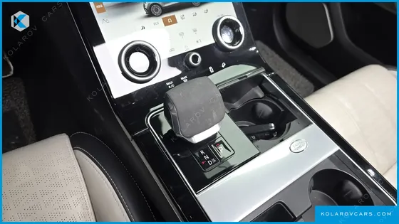 LAND ROVER RANGE ROVER VELAR 3.0 P400 R-DYNAMIC HSE