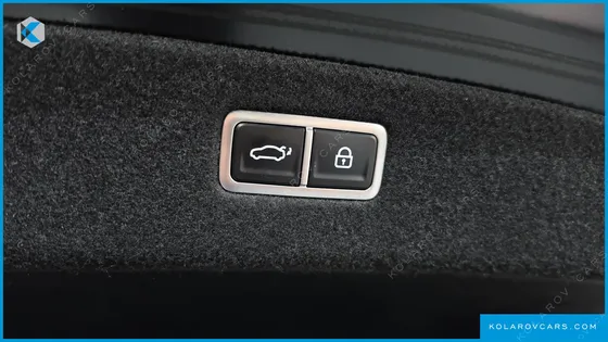 GENESIS G90 GASOLINE 3.5 TURBO AWD