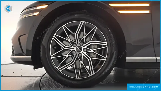 GENESIS G90 GASOLINE 3.5 TURBO AWD