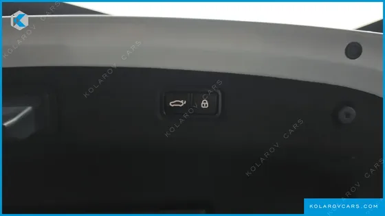 GENESIS G90 3.3 T AWD