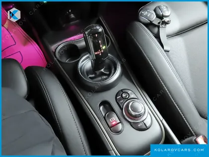 MINI COUNTRYMAN CLASSIC PLUS LAUNCH PACK