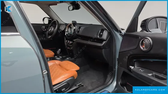 MINI COUNTRYMAN CLASSIC