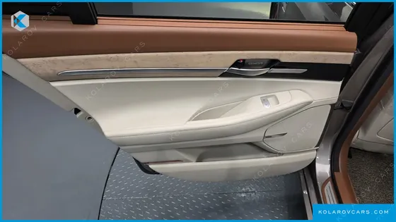GENESIS G90 3.8 AWD