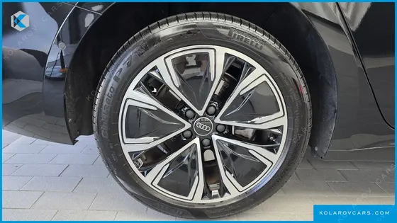 AUDI A5 40 TFSI QUATTRO ADVANCED