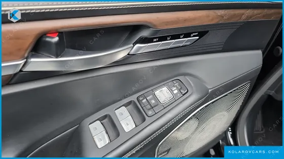 GENESIS G90 5.0 AWD