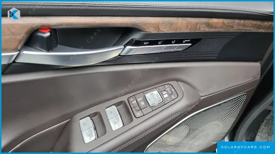 GENESIS G90 3.3 T AWD