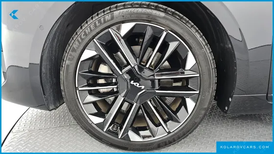 KIA K8 2.5 GASOLINE 2WD