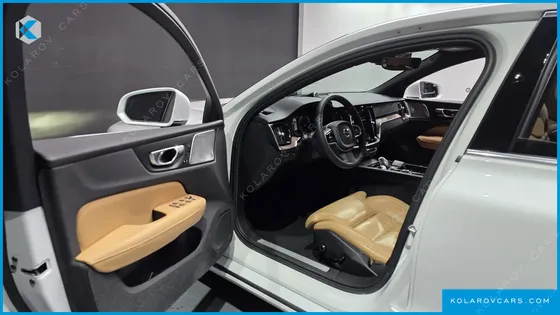 VOLVO S60 B5 INSCRIPTION