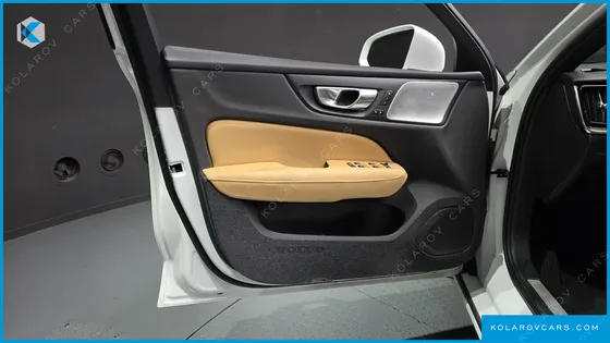 VOLVO S60 B5 INSCRIPTION