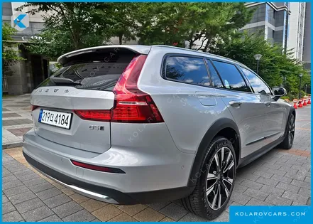 VOLVO V60 B5 ULTIMATE AWD