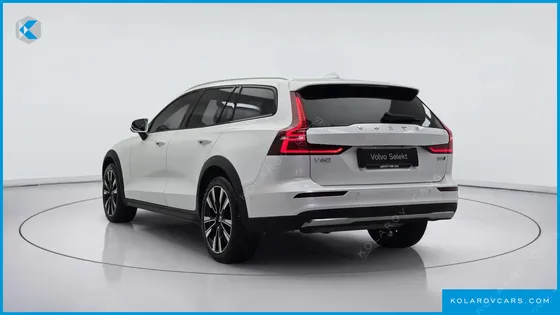 VOLVO V60 B5 ULTRA AWD