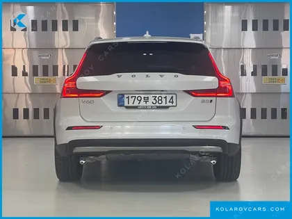 VOLVO V60 B5 ULTRA AWD