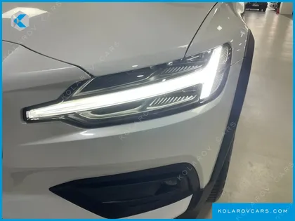 VOLVO V60 B5 ULTRA AWD