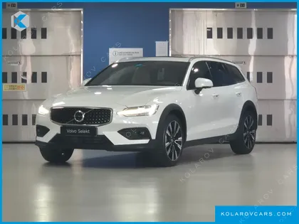 VOLVO V60 B5 ULTRA AWD