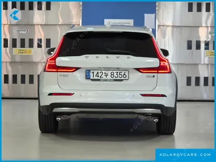 VOLVO V60 B5 ULTRA AWD
