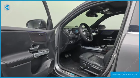MERCEDES EQB EQB300 4MATIC AMG LINE