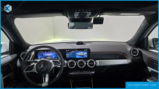 MERCEDES EQB EQB300 4MATIC PROGRESSIVE