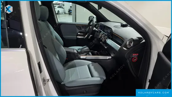 MERCEDES EQB EQB300 4MATIC PROGRESSIVE