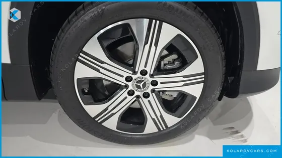 MERCEDES EQB EQB300 4MATIC PROGRESSIVE