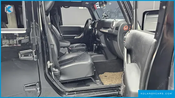 JEEP WRANGLER 2.8 DIESEL SAHARA 4DOOR