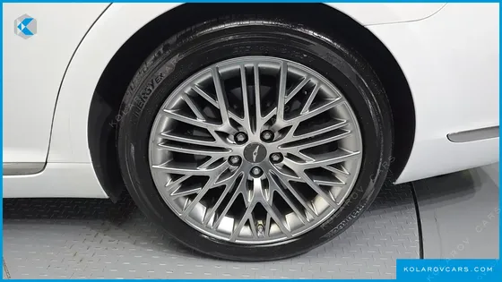 GENESIS G90 3.3 T AWD