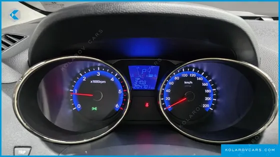 HYUNDAI TUCSON DIESEL 2WD LX20