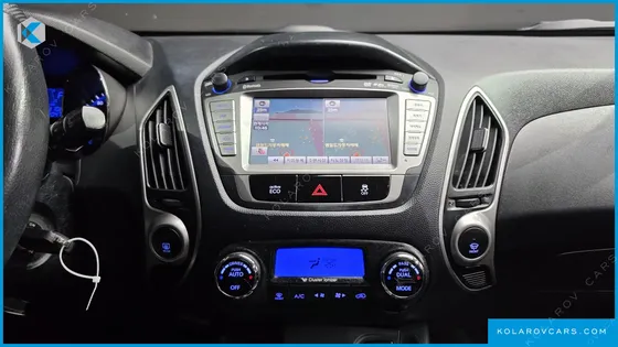 HYUNDAI TUCSON DIESEL 2WD LX20