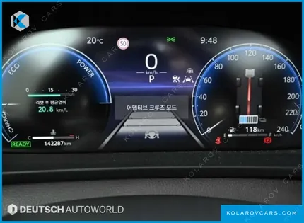 TOYOTA CROWN 2.5 4WD HYBRID