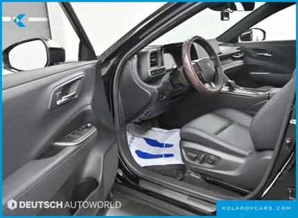 TOYOTA CROWN 2.5 4WD HYBRID