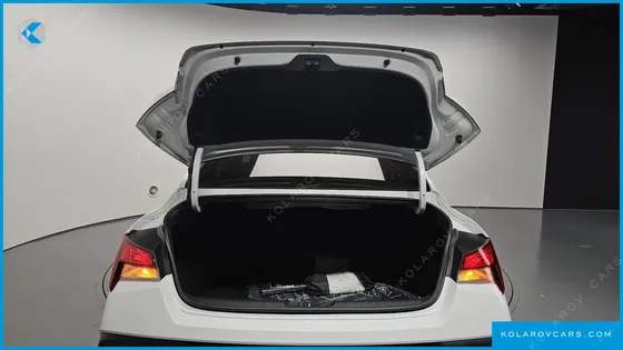 HYUNDAI ELANTRA (AVANTE) 1.6