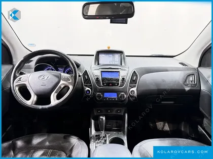 HYUNDAI TUCSON DIESEL 2WD LX20
