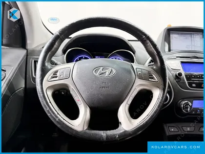 HYUNDAI TUCSON DIESEL 2WD LX20