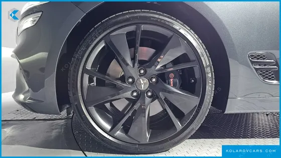 GENESIS G70 GASOLINE 2.0T 4WD