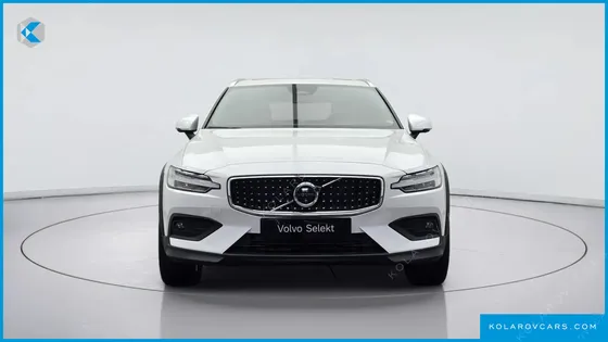 VOLVO V60 B5 ULTRA AWD