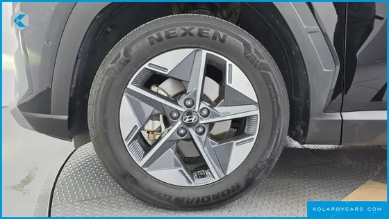 HYUNDAI TUCSON GASOLINE 1.6 TURBO 2WD