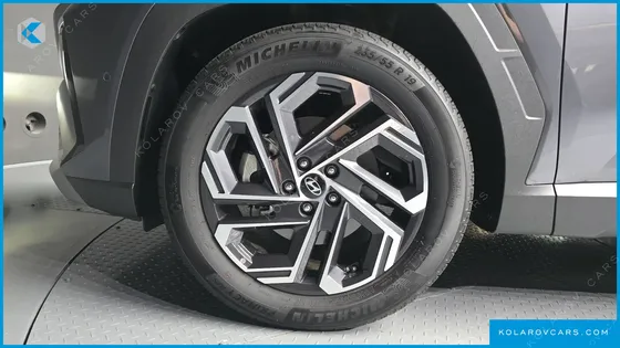 HYUNDAI TUCSON GASOLINE 1.6 TURBO 4WD