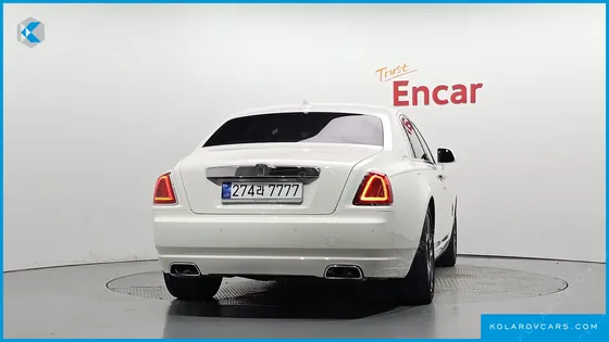 ROLLS ROYCE GHOST 6.6 V12