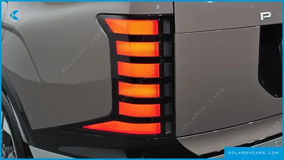 HYUNDAI PALISADE GASOLINE 2.5T 2WD 9-SEATER