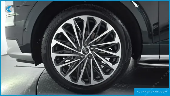 HYUNDAI PALISADE GASOLINE 2.5T 2WD 9-SEATER