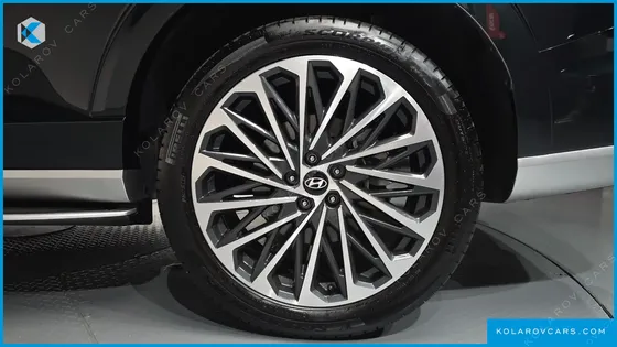 HYUNDAI PALISADE GASOLINE 2.5T 2WD 9-SEATER
